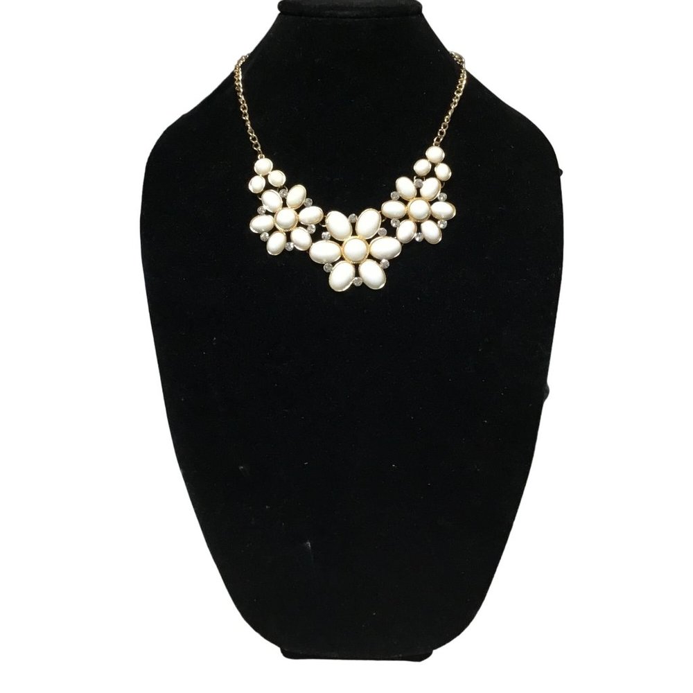 Charming Charlie Gold Tone White Acrylic Clear Rhinestone Flower Shape Necklace